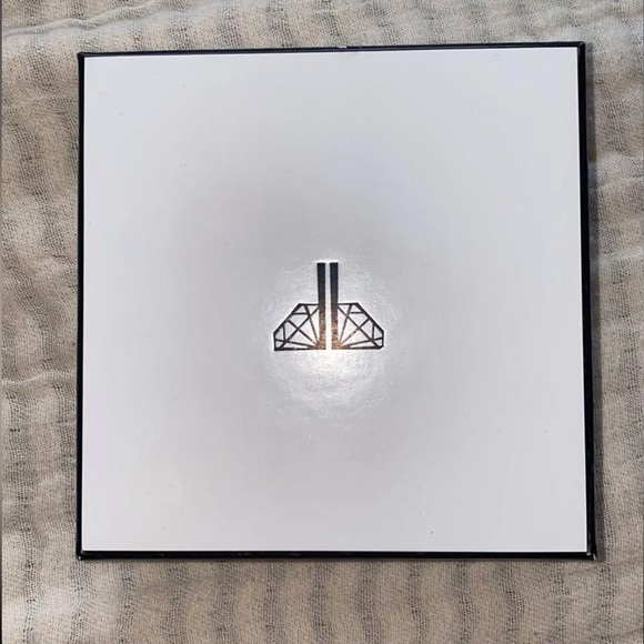 D.Bleu.Dazzled “meteor” crystallized suspender fishnets - Picture 5 of 7